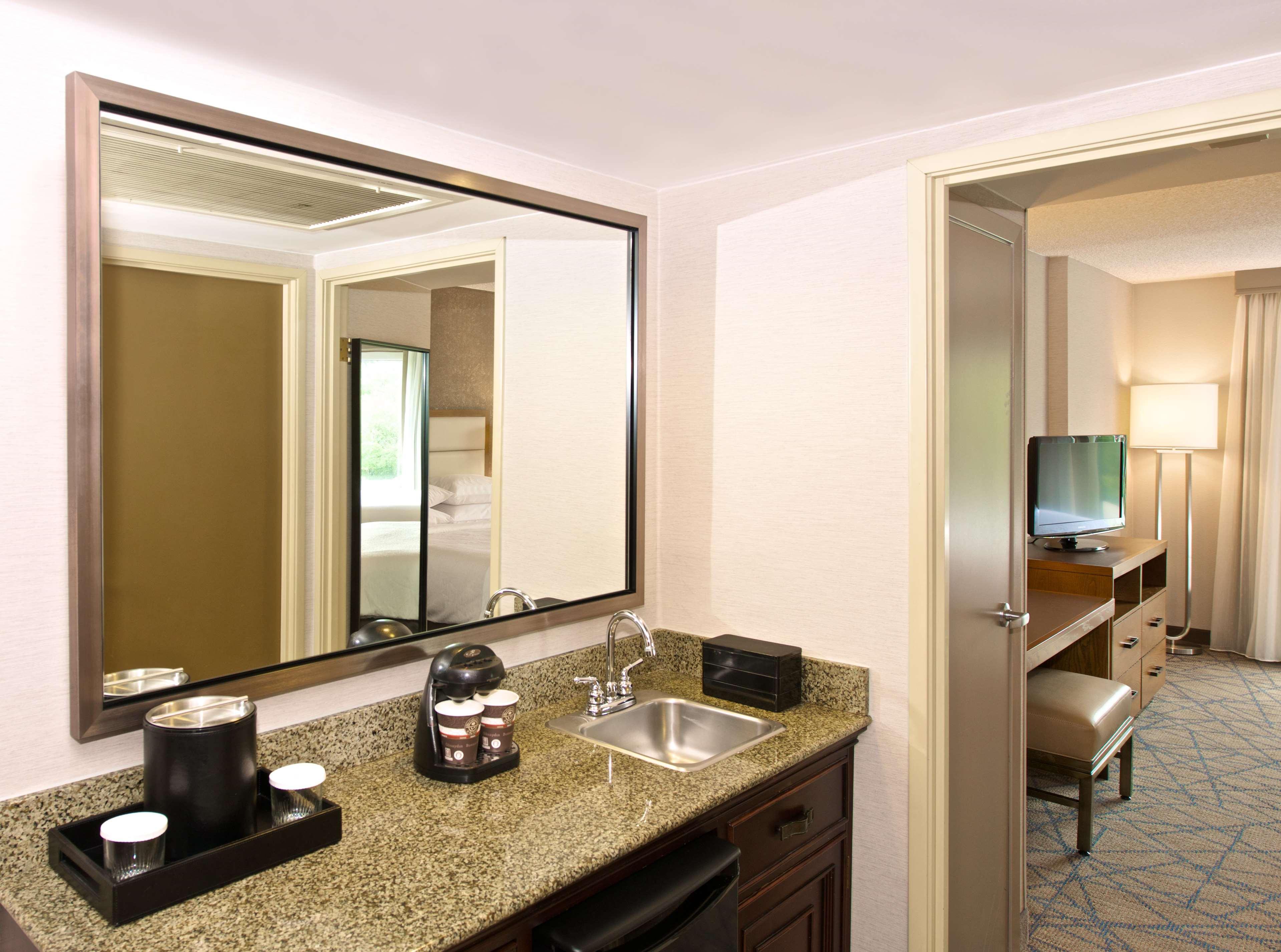 เอ็มบาสซี สวีทส์ ซีแอทเทิล - นอร์ธ / ลินวู้ด Hotel ลินน์วูด ห้อง รูปภาพ