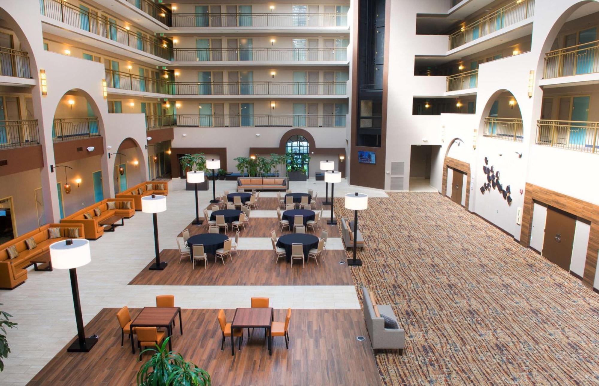 เอ็มบาสซี สวีทส์ ซีแอทเทิล - นอร์ธ / ลินวู้ด Hotel ลินน์วูด ภายนอก รูปภาพ